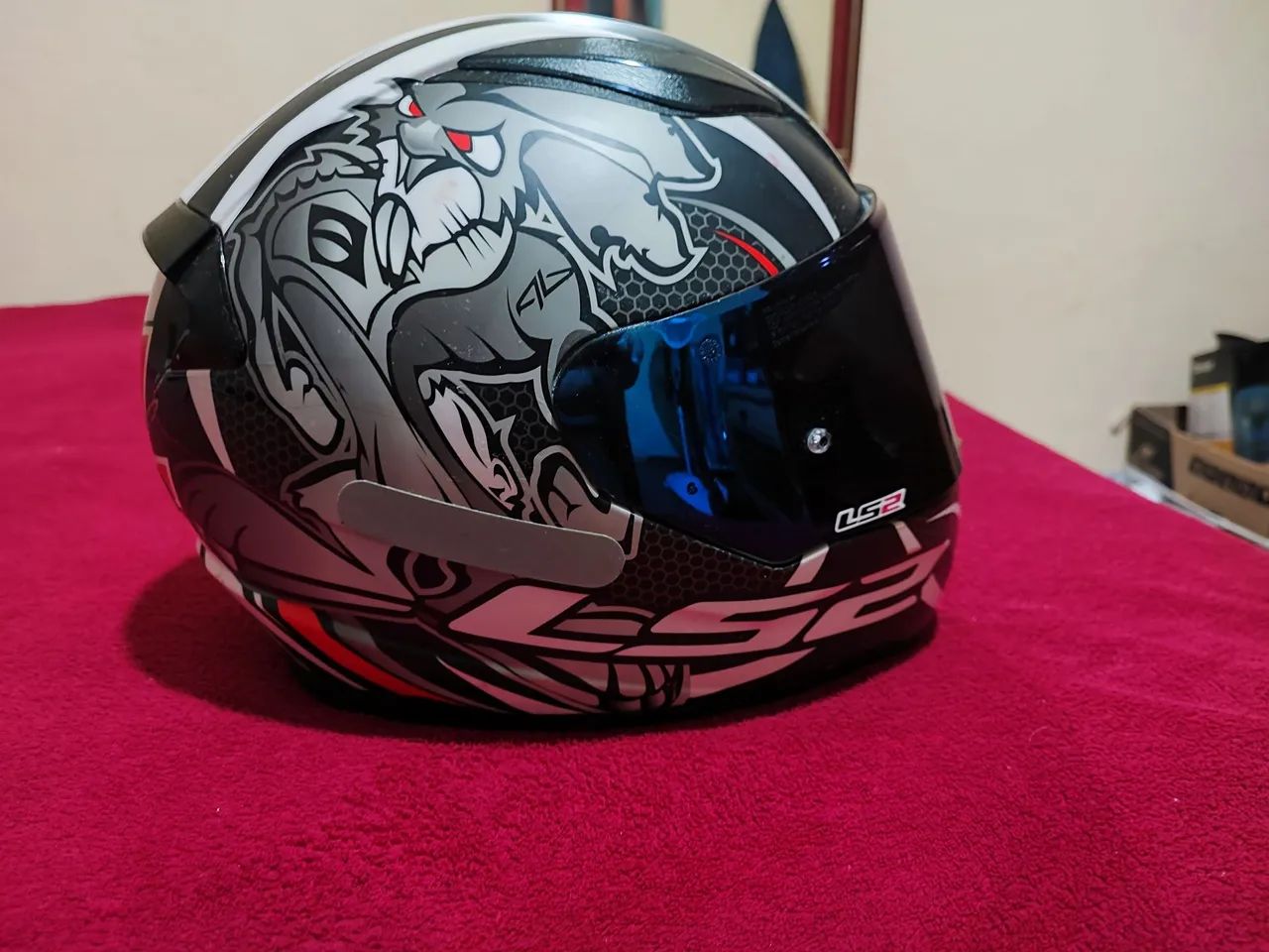 Capacete LS2 Alex Barros com viseira azul - Foto 3