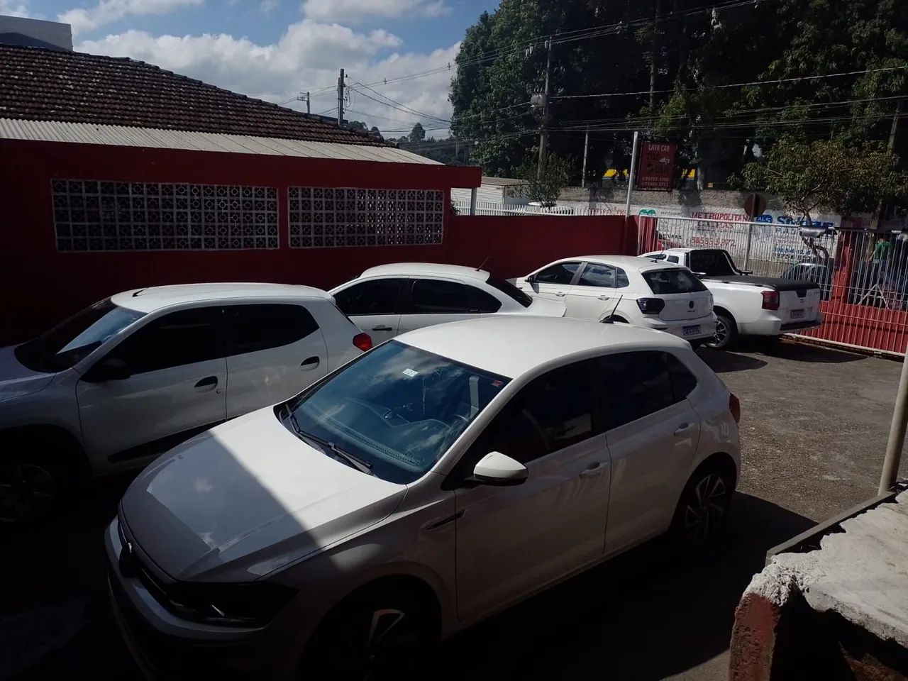 EXCELENTE PONTO DE LAVA CAR.