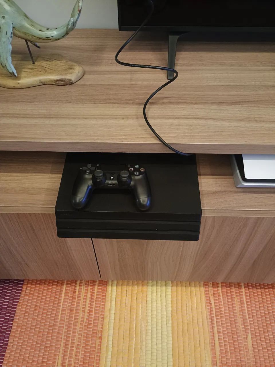 Playstation 4 Pro com SSD 1 TB  - Foto 3