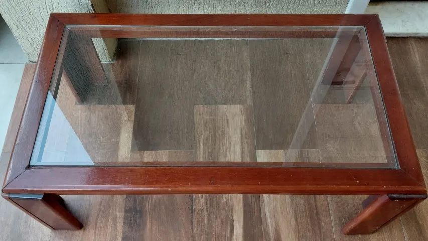 Mesa de Centro em Madeira com Tampo de Vidro - Foto 3