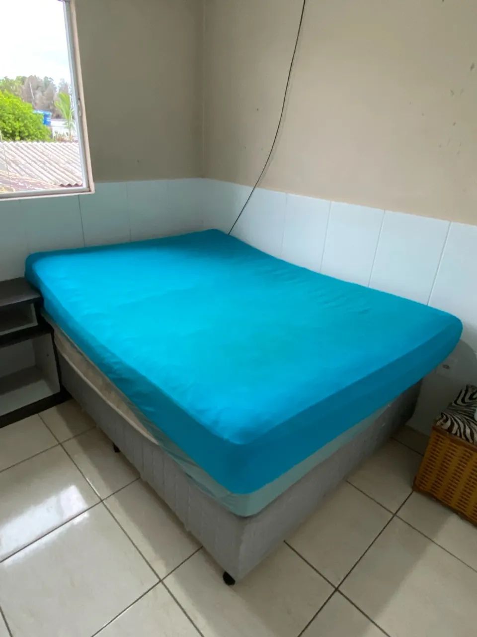 Cama Box Casal + 2 Colchões de Casal 