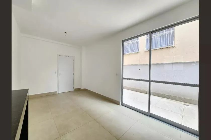 Apartamento à Venda - Barroca, 2 Quartos, 98 m2