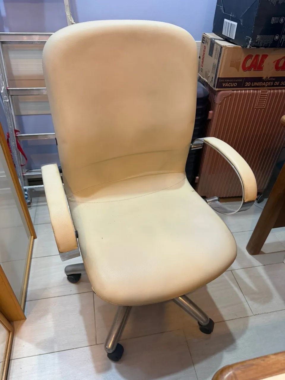 Cadeiras para estabelecimento comercial  - Foto 4