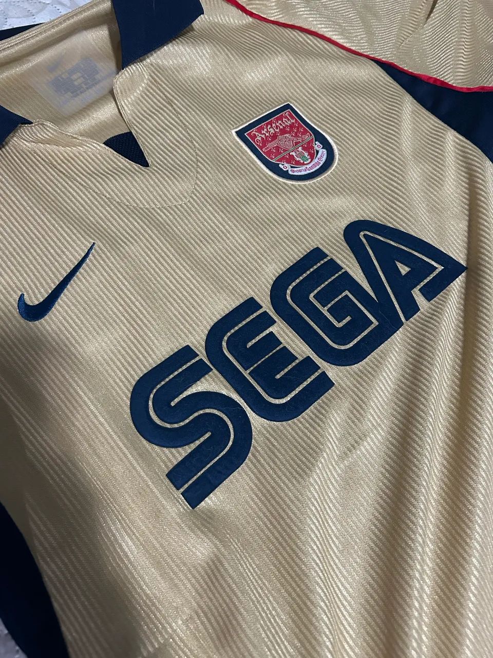 Camisa Arsenal Retrô 1999 - Foto 4