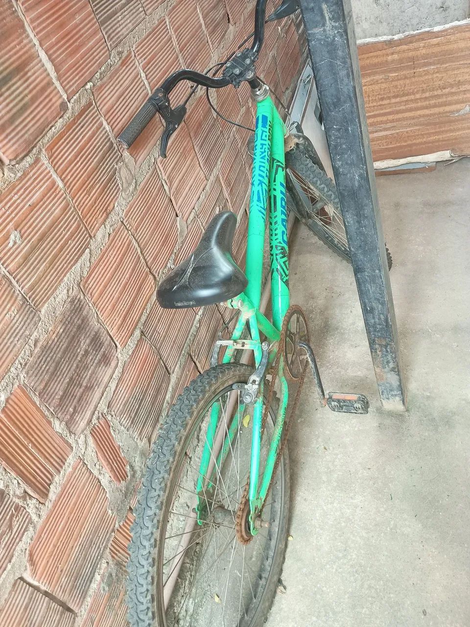 Estou vendendo uma bicicleta 