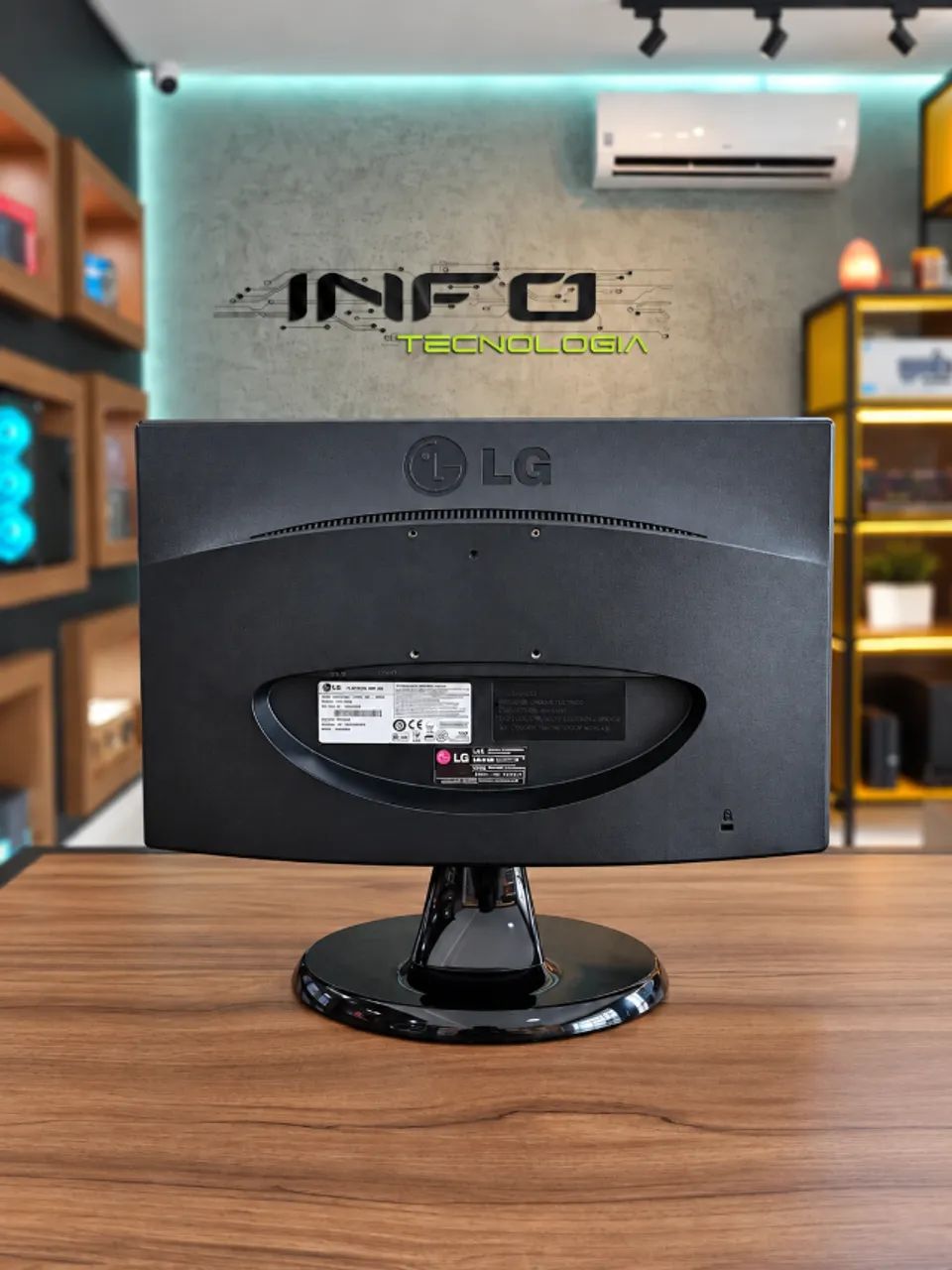 MONITOR LG 18,5 POLEGADAS  - Foto 4