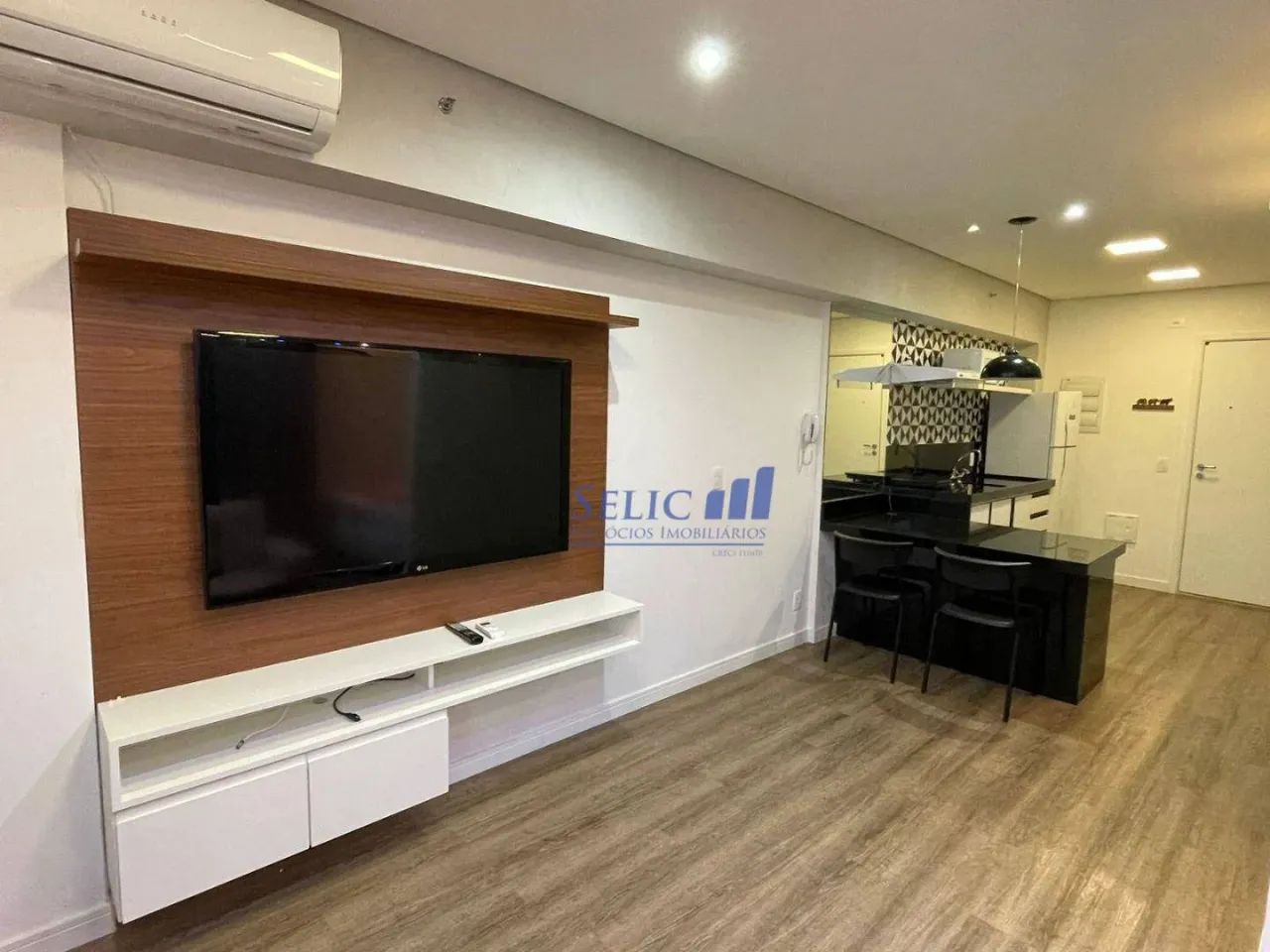 Flat mobiliado para locação em Jundiaí, Línea, Centro.
