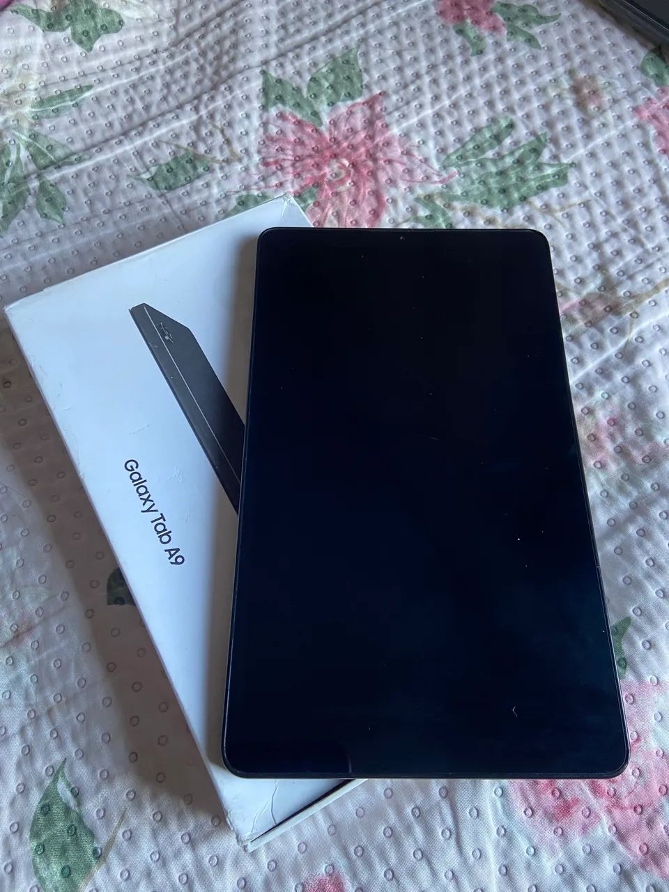 Tablet Samsung A9 semi novo R$: 550- FUNCIONANDO PERFEITAMENTE 