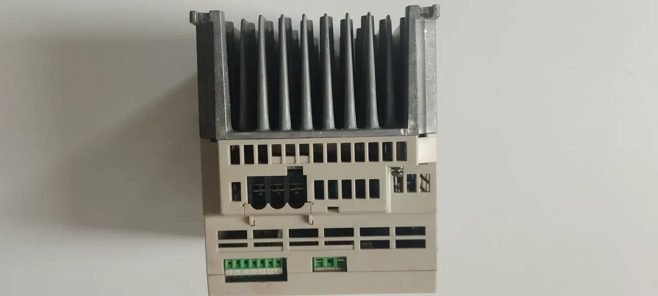 Inversor De Frequência Omron 3g3ev-ab007ma-cues1 Sysdrive - Foto 4
