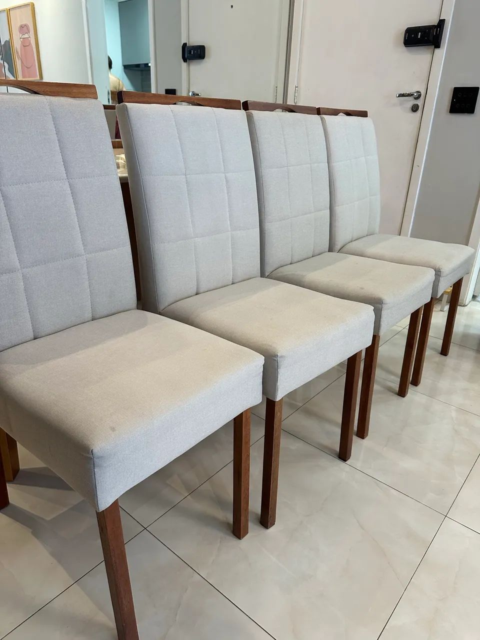 Conjunto De 4 Cadeiras Em Madeira Maciça E Estofada Sophia - Foto 5