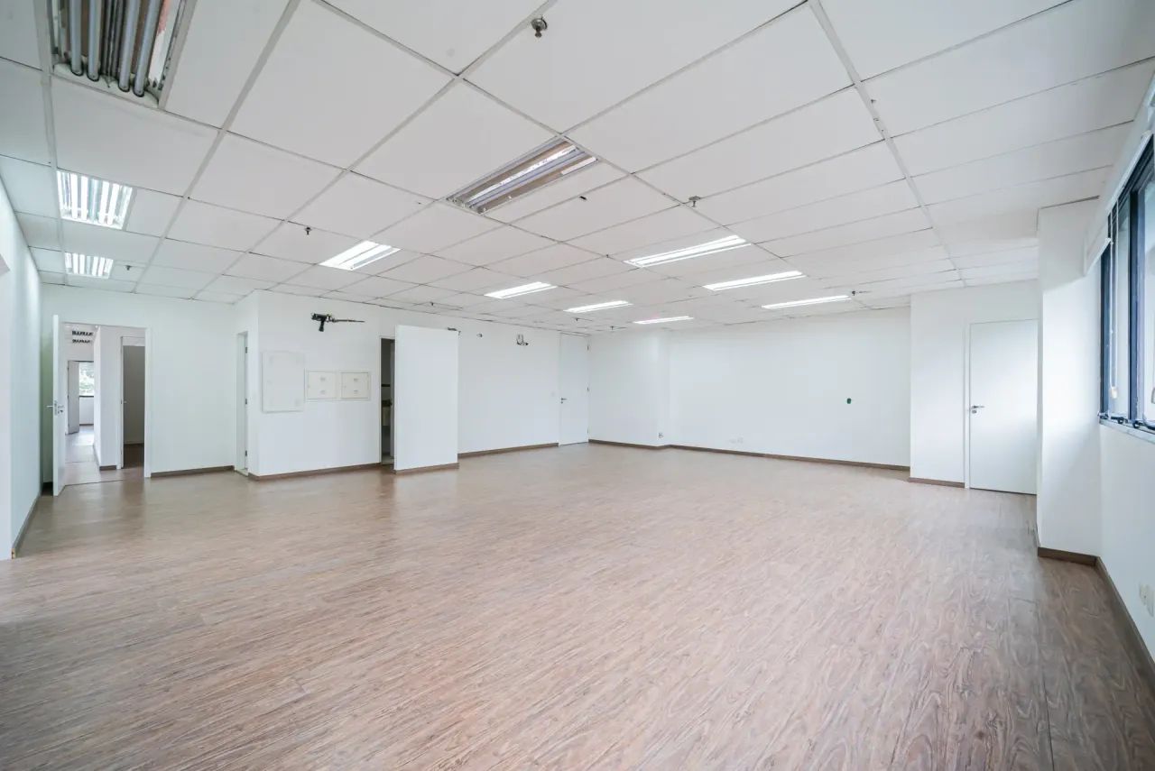 Sala Comercial para Locação em Santo Amaro  242m², 4 Banheiros e 4 Vagas - Foto 2