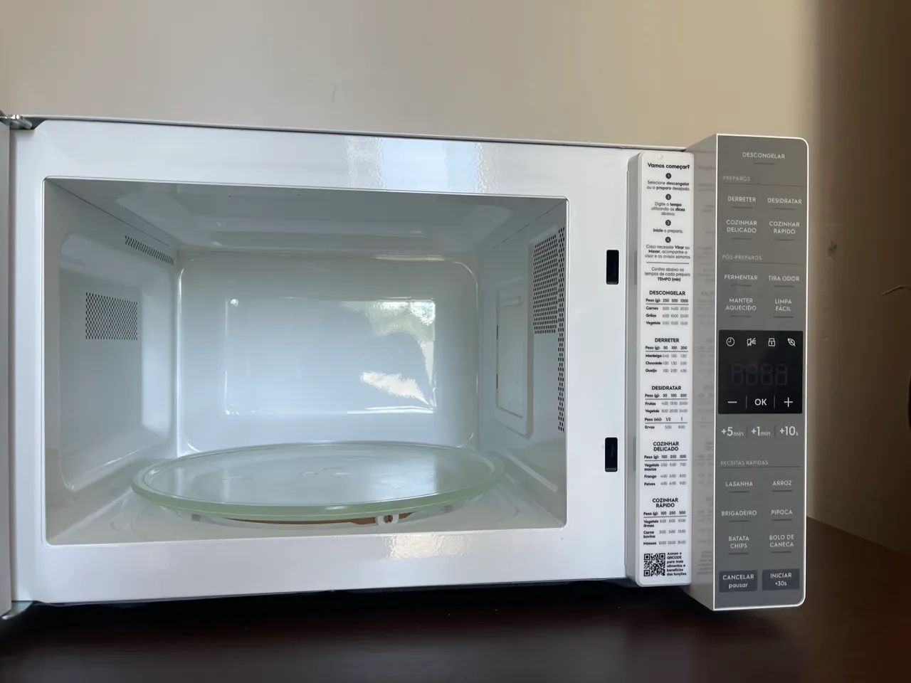 Micro ondas ME 36B eficiente 36 litros eletrolux branco 220 v - Foto 3