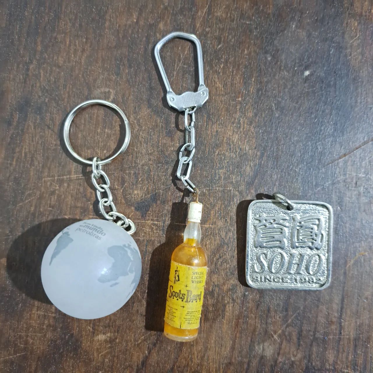 Lote de Chaveiros Antigos | 23 Unidades - Foto 5