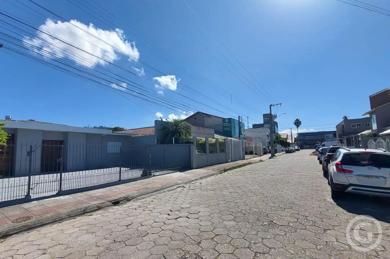 Espaçoso imóvel comercial ideal para seu negócio em Florianópolis - Foto 5