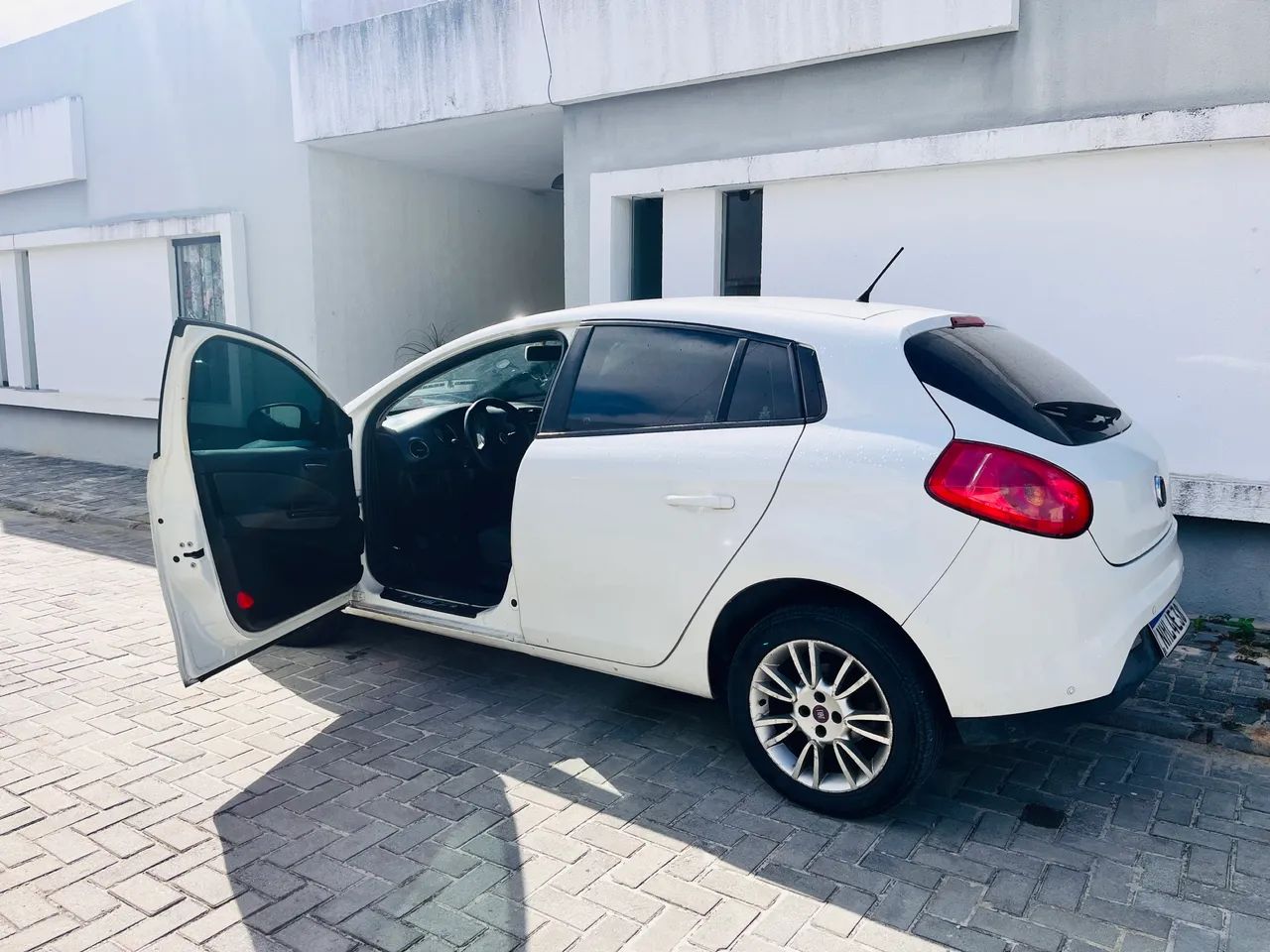 Fiat Bravo Essence 1.8 Flex 16V 5P 2012 - Foto 2