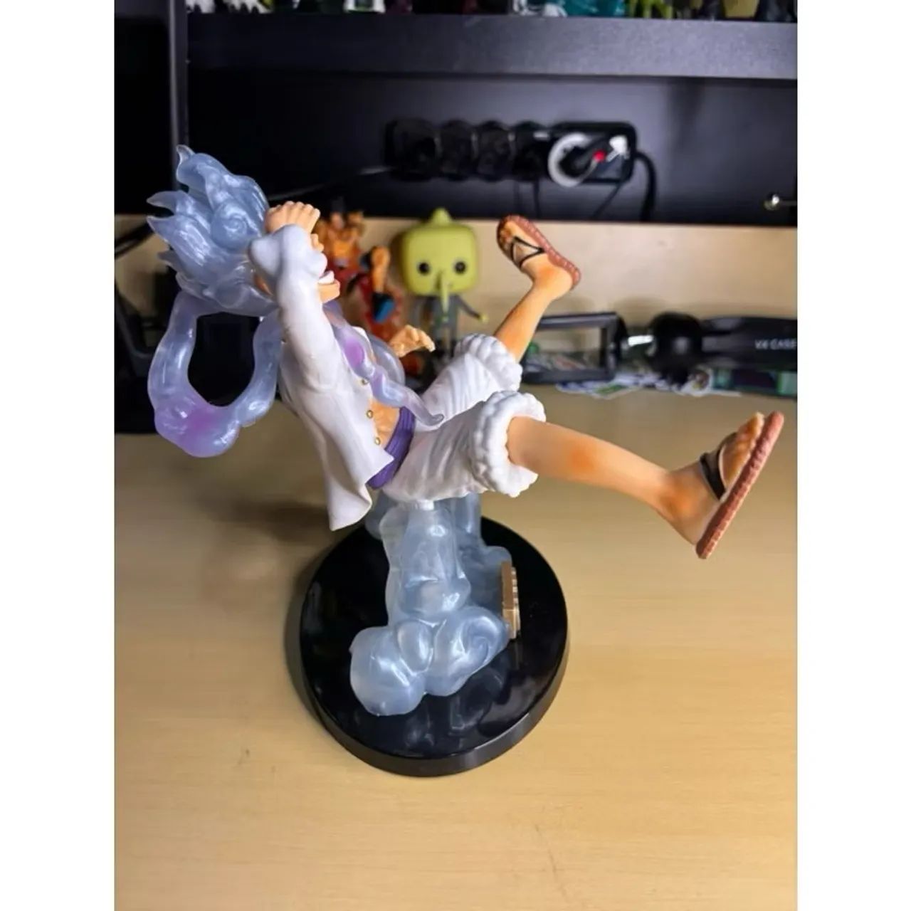 Action Figure Luffy Gear 5 Translúcida - Foto 4