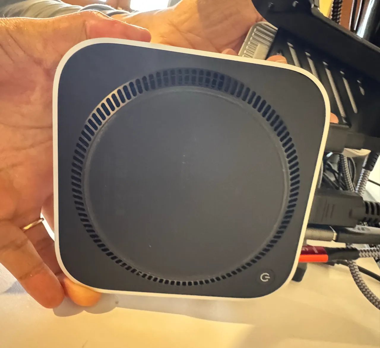 Mac Mini M4 Pro 64GB RAM 512GB SSD - 14-core CPU / 20-core GPU