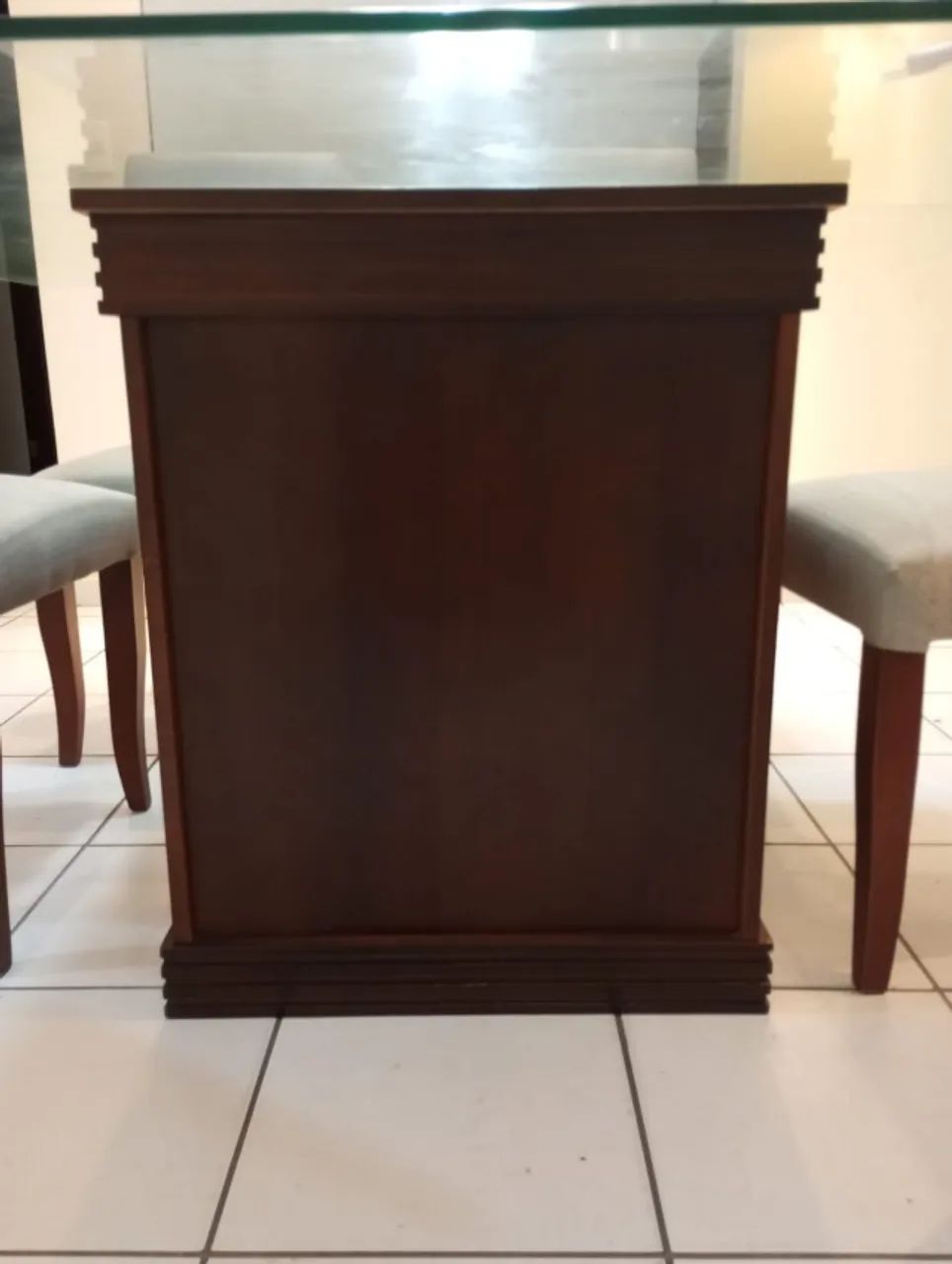 Vendo Base de Mesa com Tampo de Vidro e 01 Rack   - Foto 4