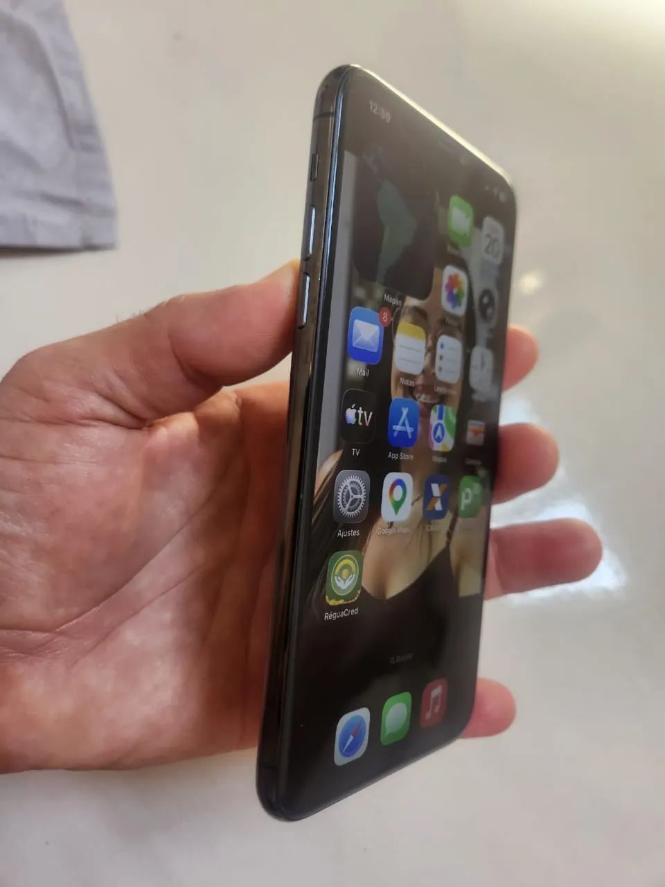 iPhone 11 Max Pro - Foto 2