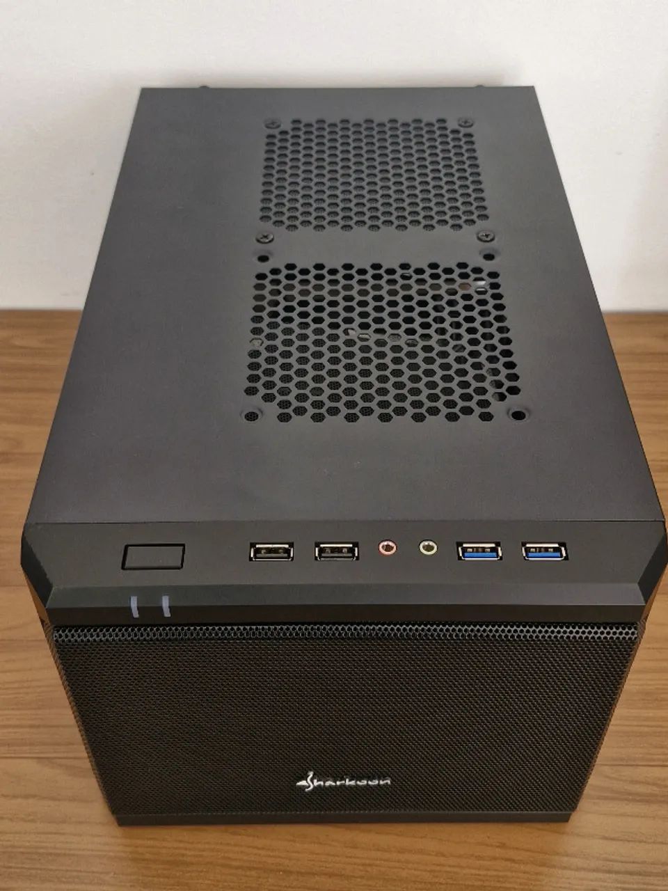 Gabinete Sharkoon Mini ITX QB ONE Novo - Foto 2