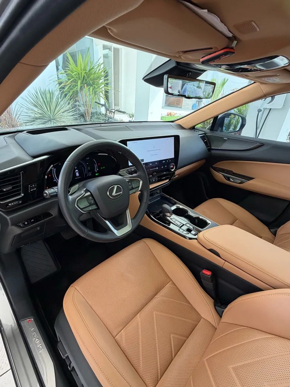 Lexus NX-450h+ AWD 2.5 16V Aut. (Híbrido), foto 7 de 13