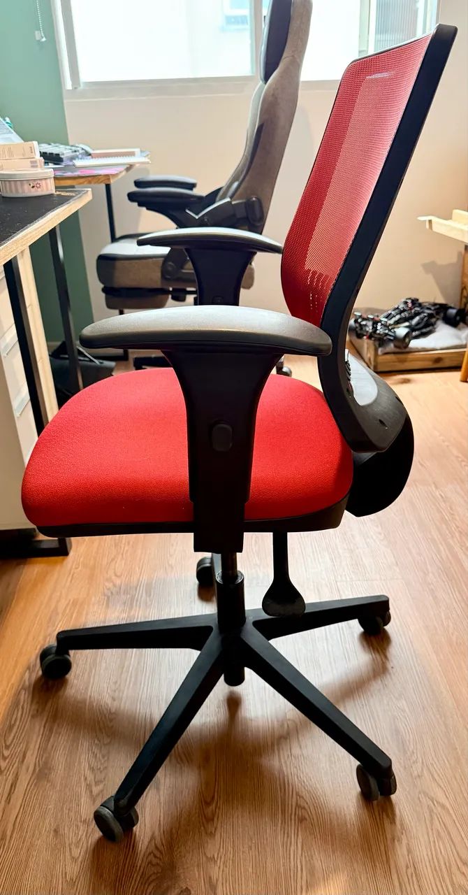 Vendo cadeira Flexform