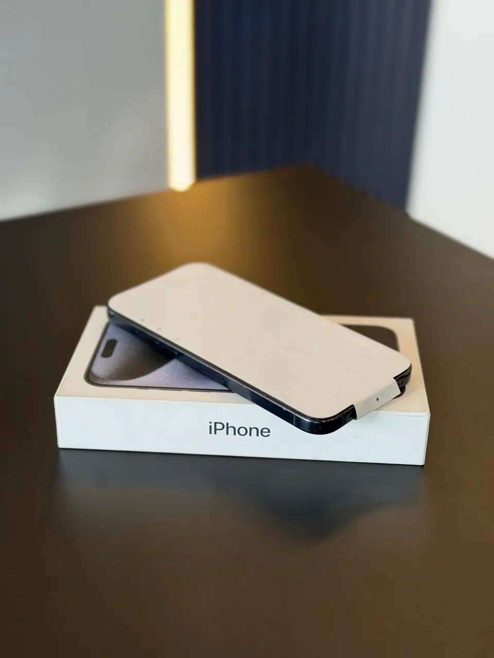 IPhone 15 Pro Max (100% saúde da bateria) - Foto 2