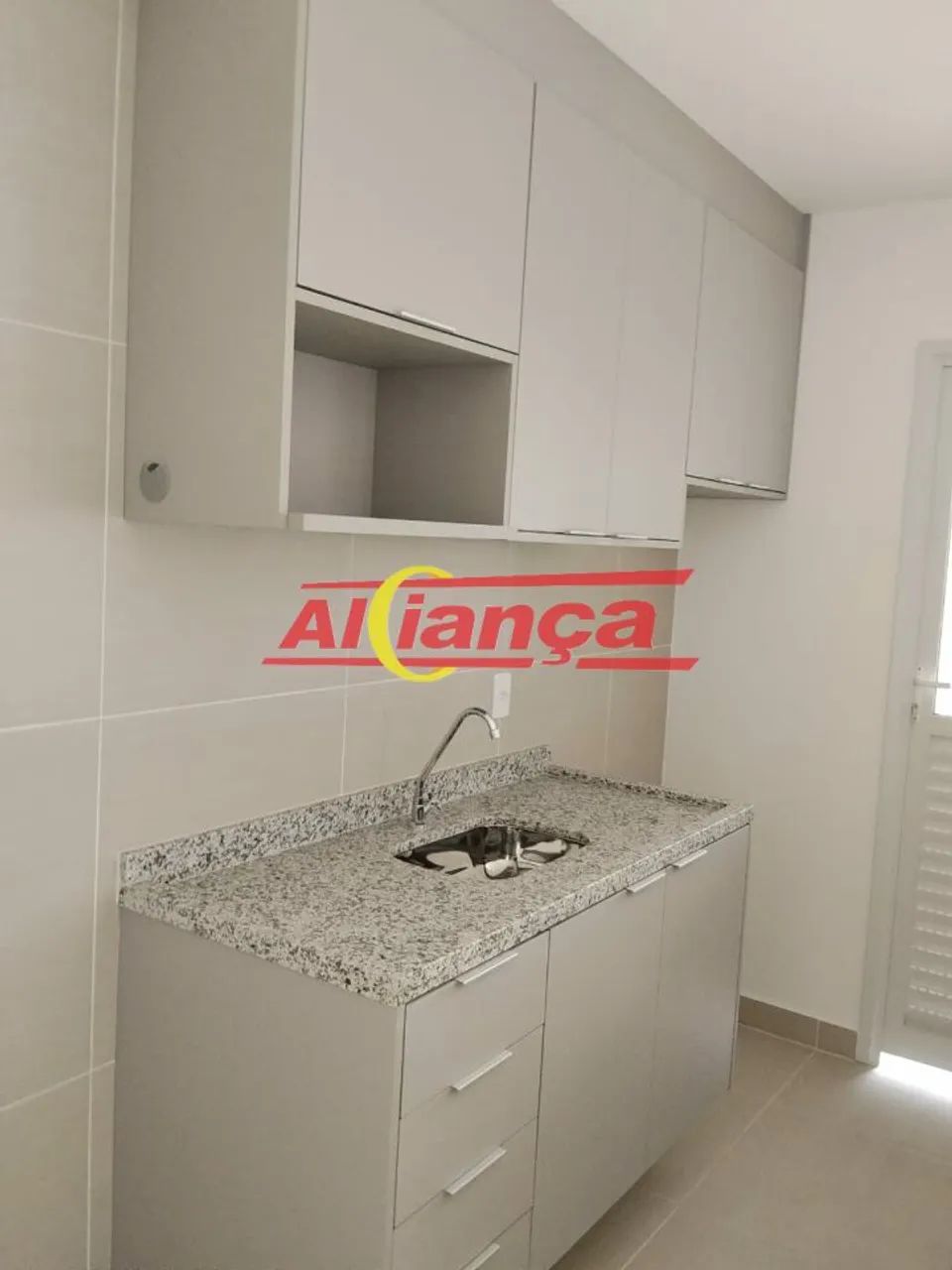 APARTAMENTO COM 2 DORMITÓRIOS - 2 VAGAS DE GARAGEM - 55m²- VILA GALVAO - R$ 3200,00 - Foto 6