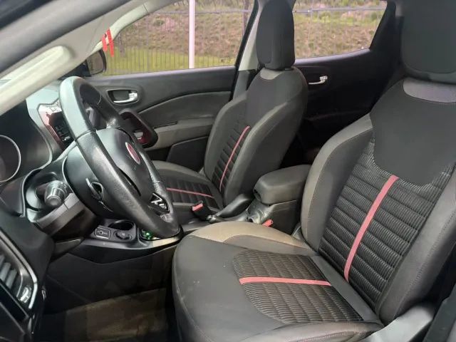Fiat Toro Freedom 1.8 16V Flex Aut., foto 8 de 12