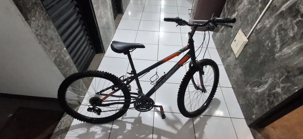 Bicicleta Marcha Aro 24 (PARA VENDER RÁPIDO) - Foto 2