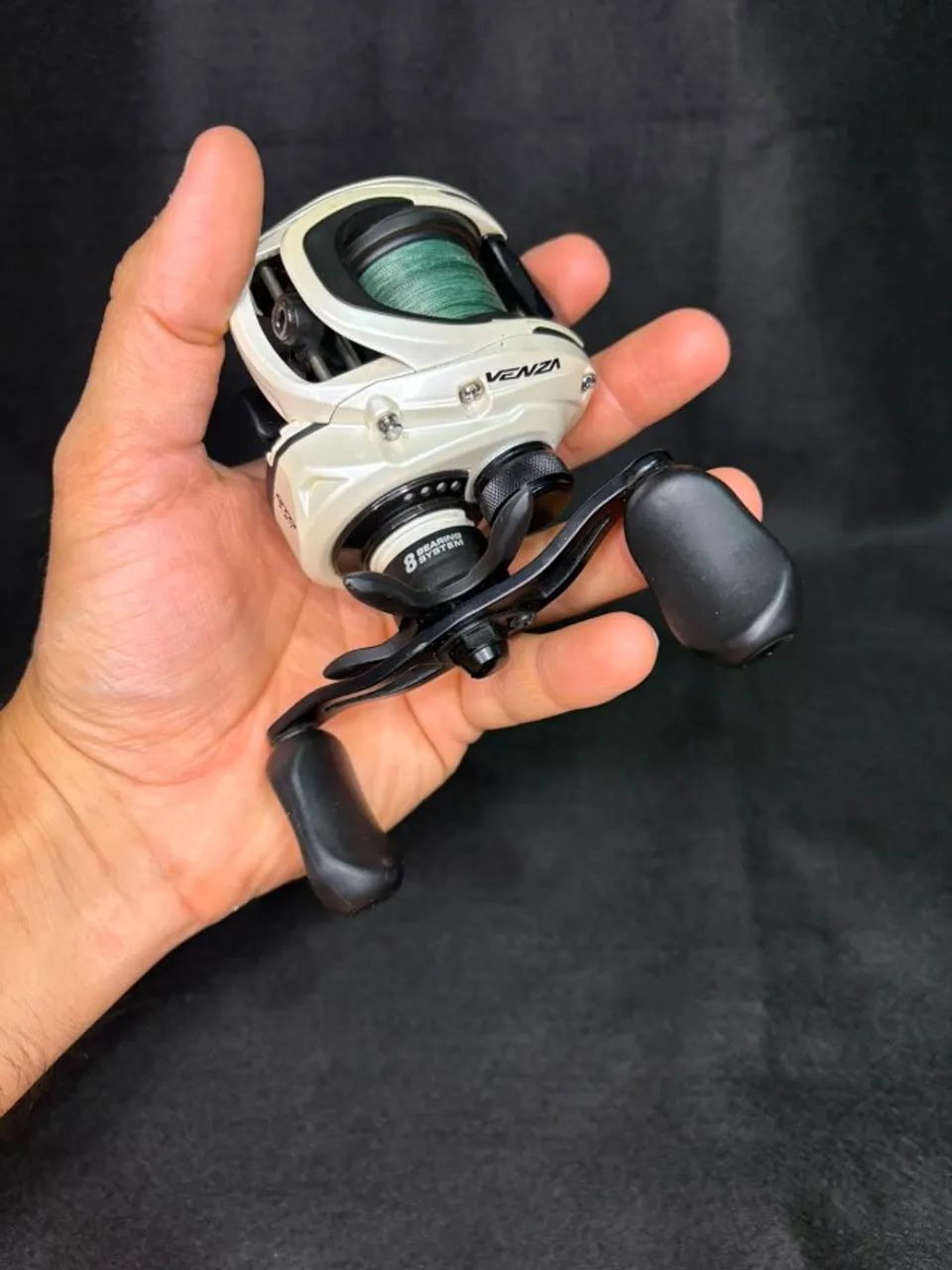 Carretilha de Pesca Venza 8000 Esquerda - Foto 3