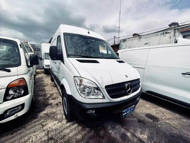 Mercedes-Benz Sprinter 311 Furgão Longo 2.2 Dies 2014
