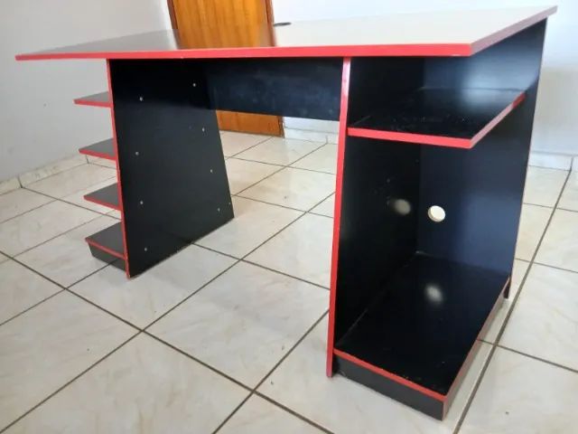 Mesa Gamer, como nova, em Anápolis - Foto 2