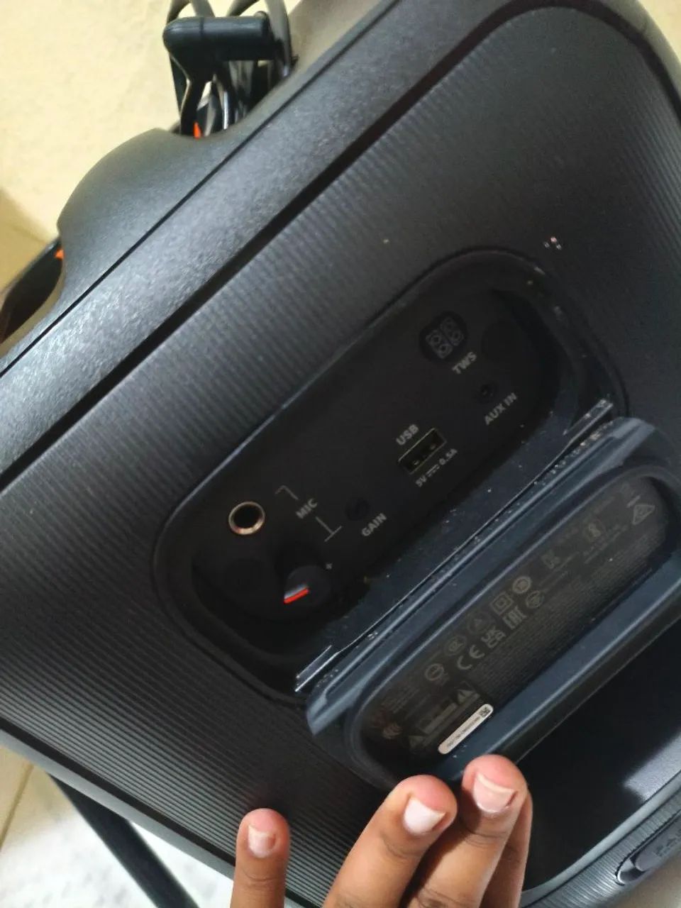 [VENDO] JBL PARTYBOX ESSENTIAL  - Foto 5