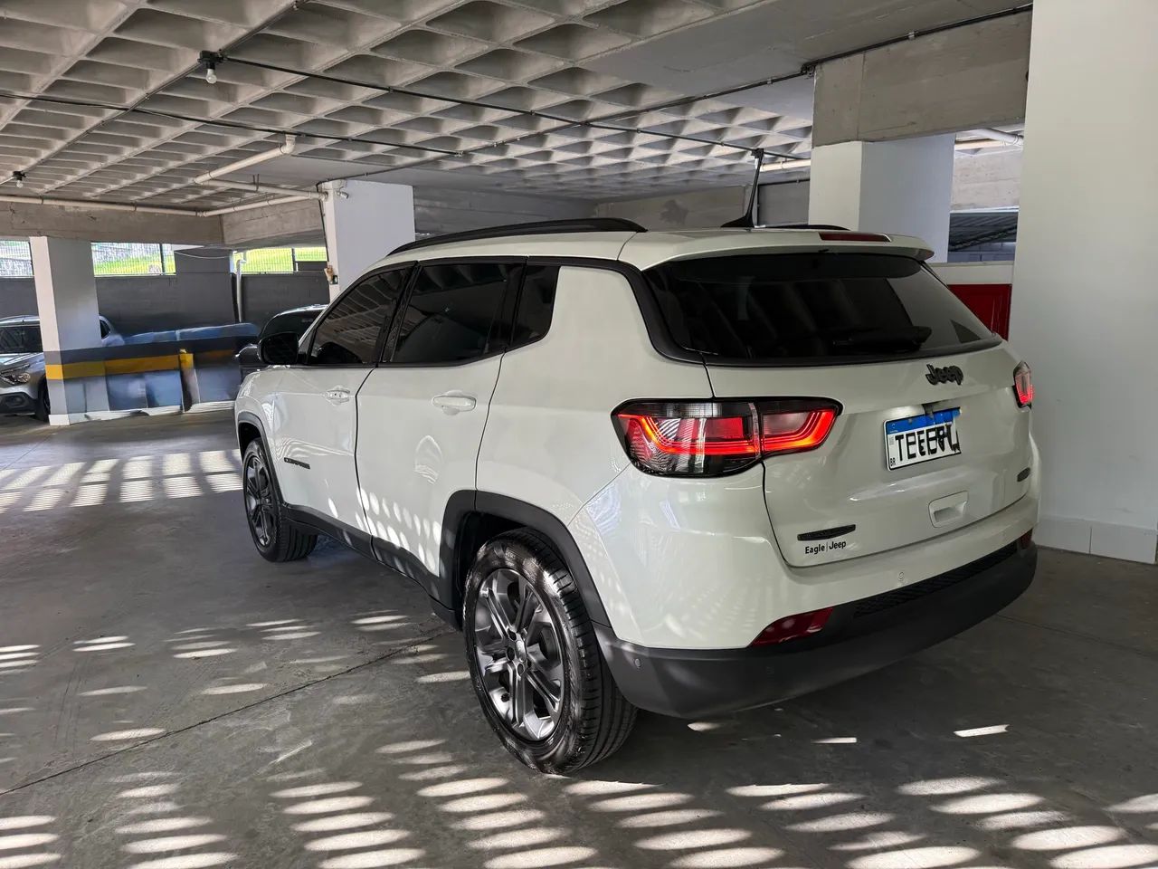 Jeep Compass Longitude Night Eagle 1.3 Flex 2025 - Foto 4