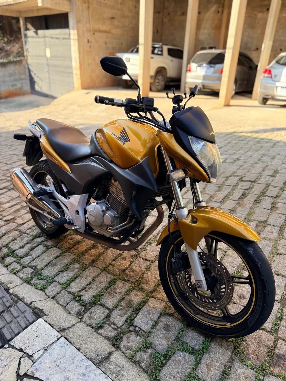 Honda CB300R 2011 - Foto 2