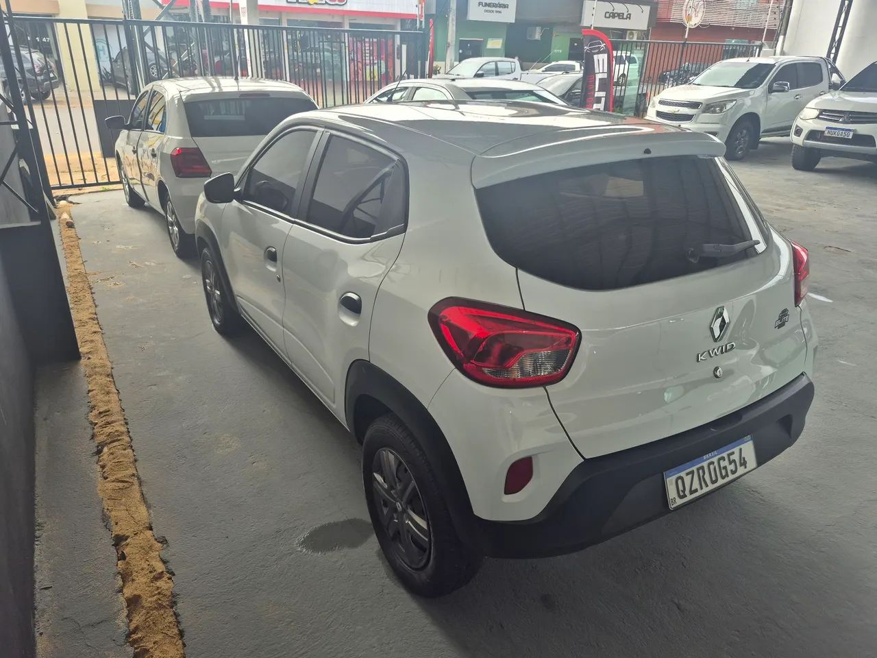 Renault Kwid Zen 1.0 Flex 12V 5P Mec. 2023 - Foto 4