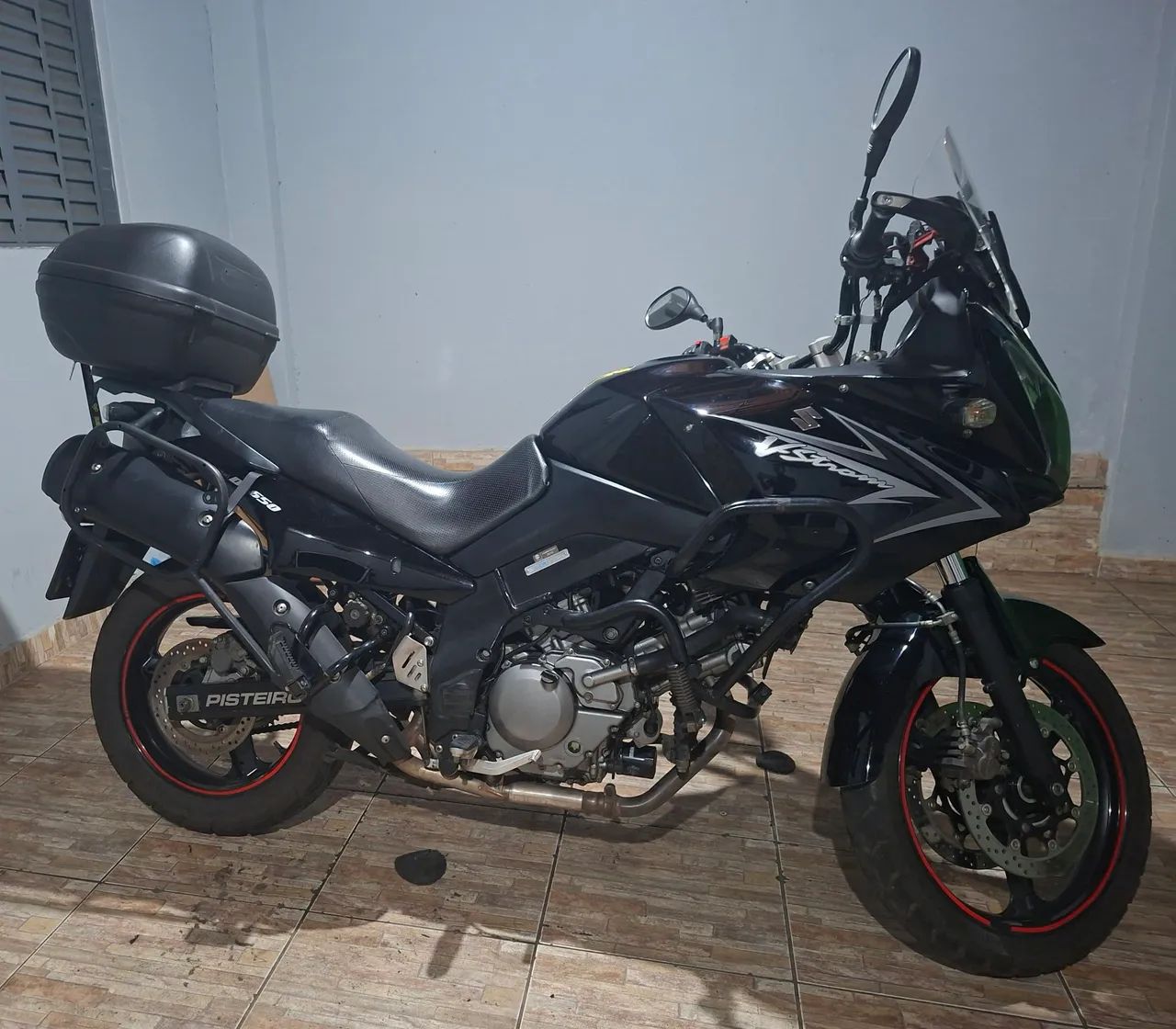 Suzuki Vstrom 650 2011
