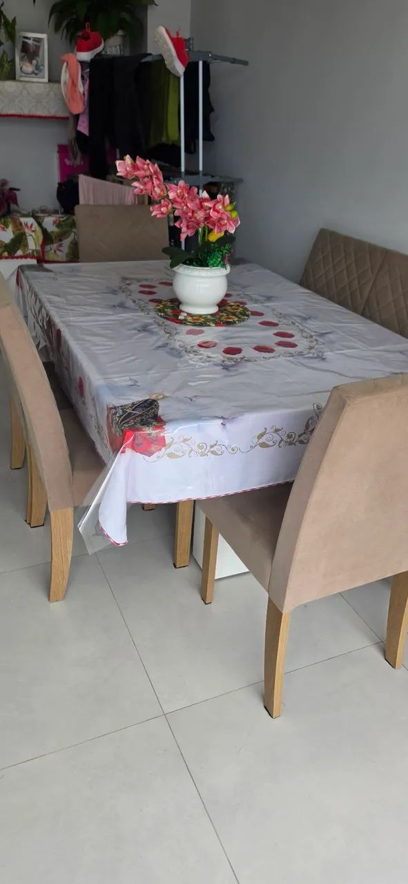 Mesa semi nova 