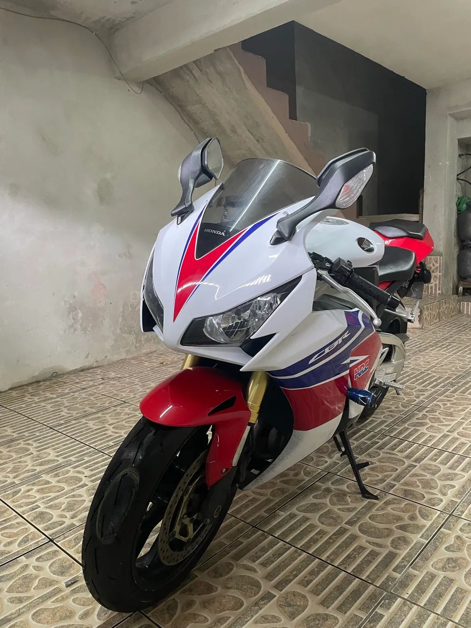 CBR 1000RR Fireblade HRC  - Foto 2