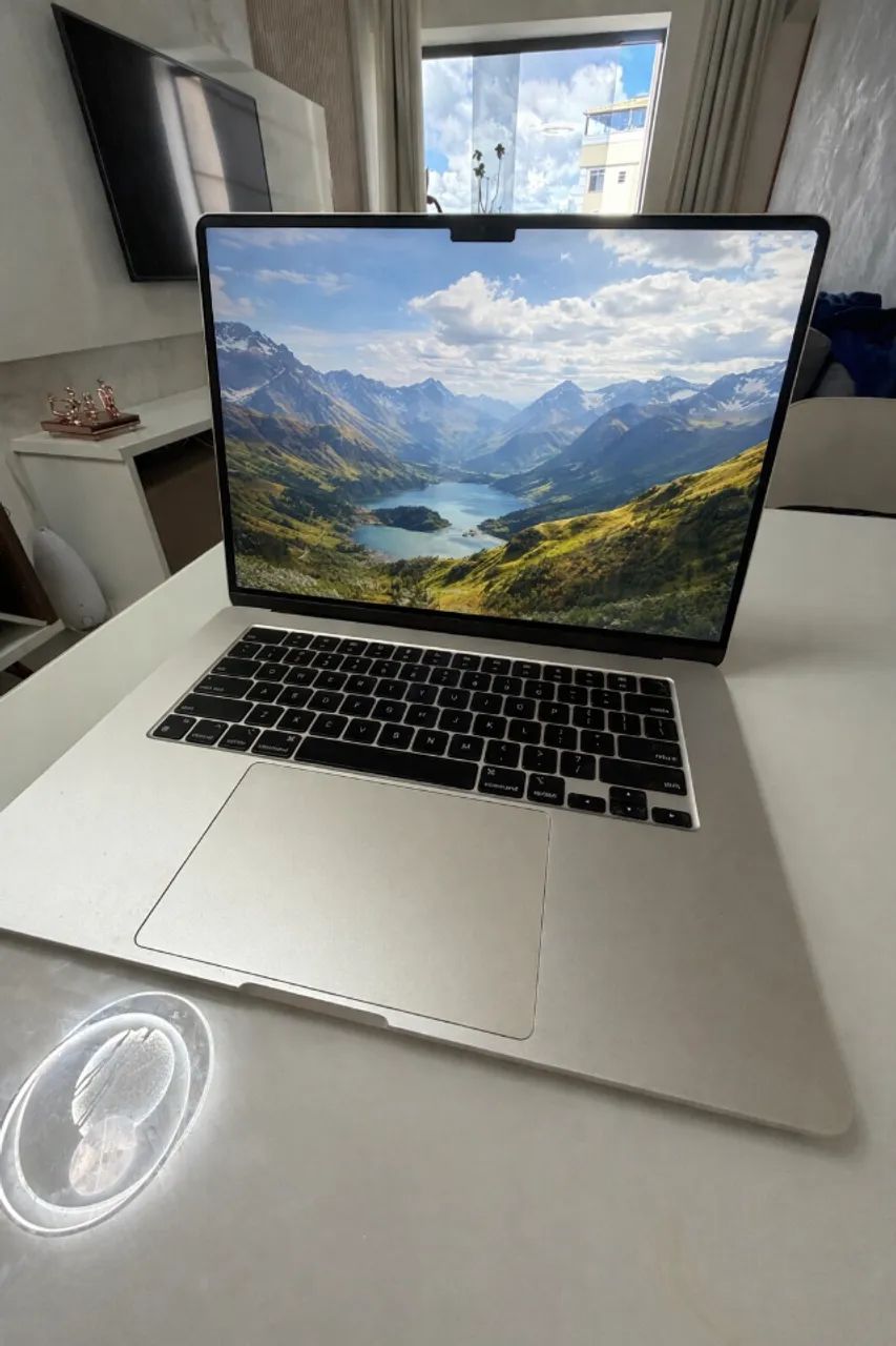 MacBook Air M2 15