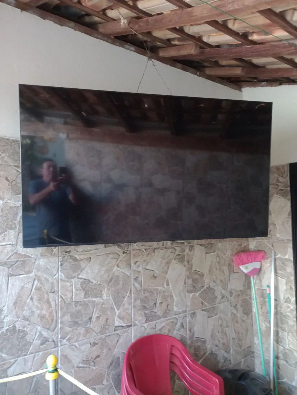 Vendo uma tv de 65 polegadas Samsung 