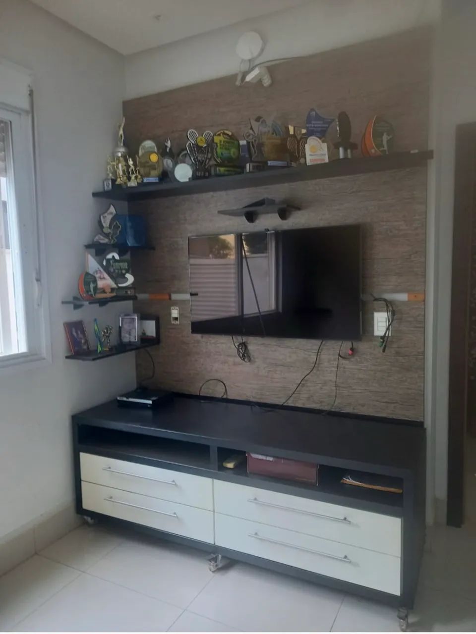 Venda rack, sapateira, mesa e baú com gavetão  - Foto 2