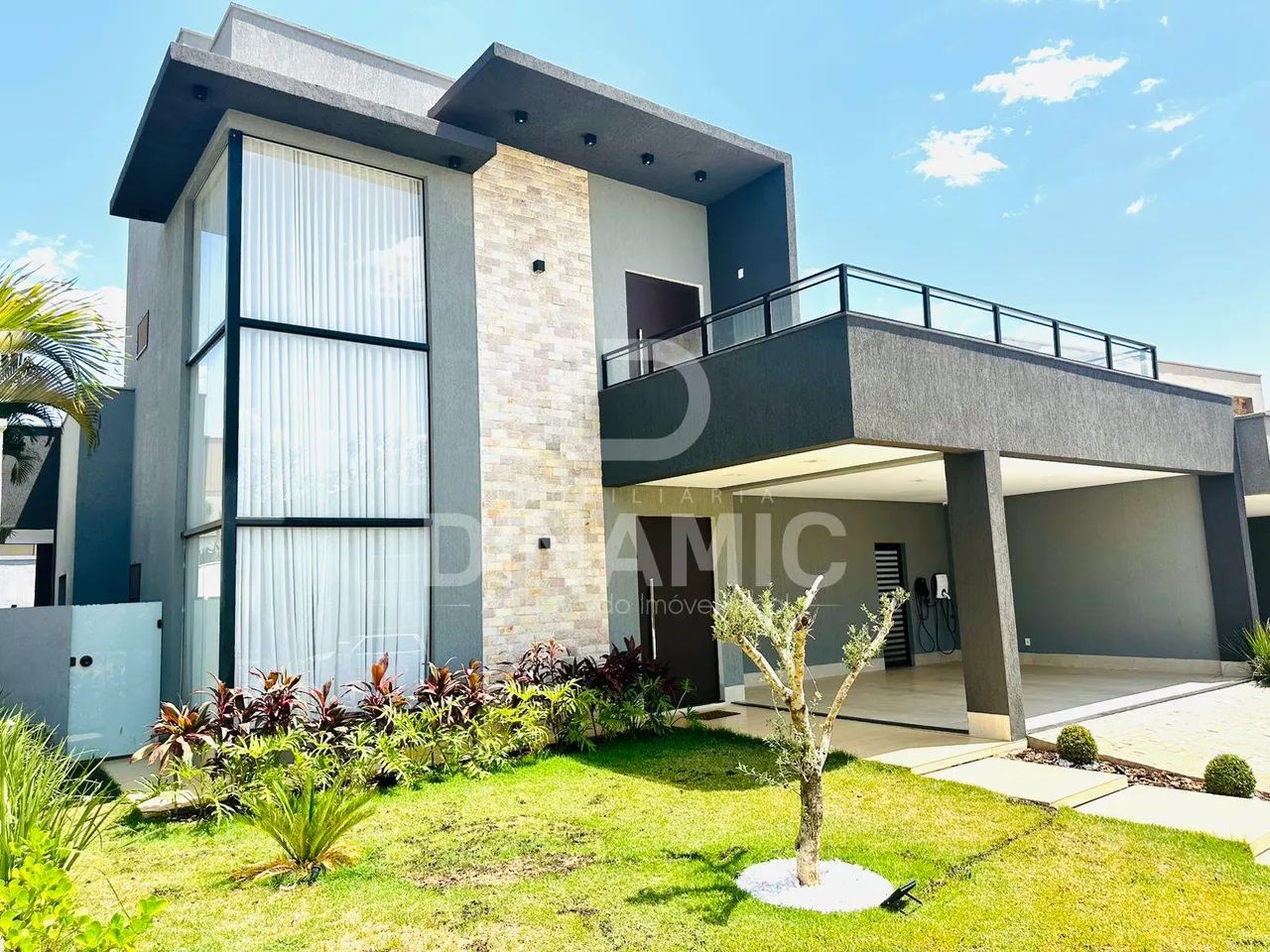 Casa á venda com 4 Quartos, 285m Portal do Sol Golfe Green - Foto 2