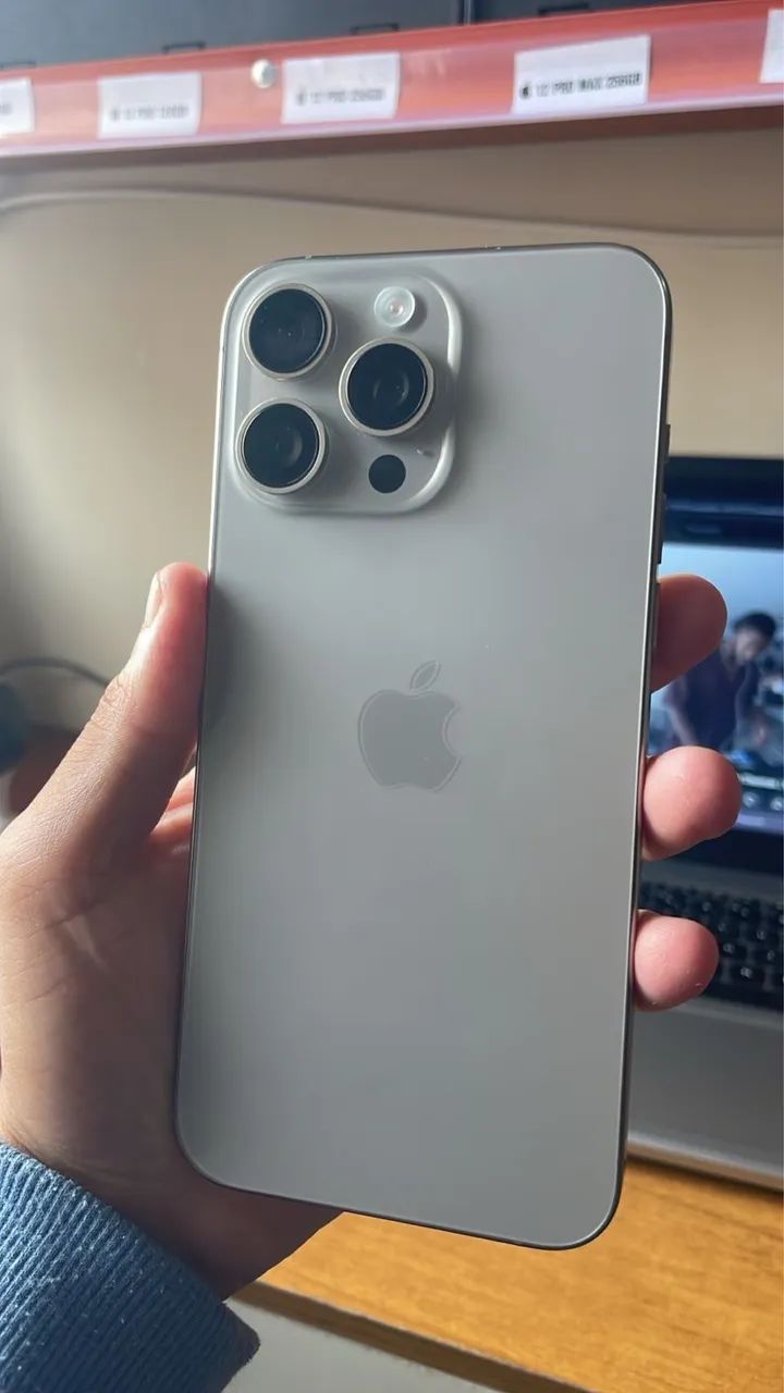 iPhone 15 pro max 256GB 95% bateria  - Foto 2