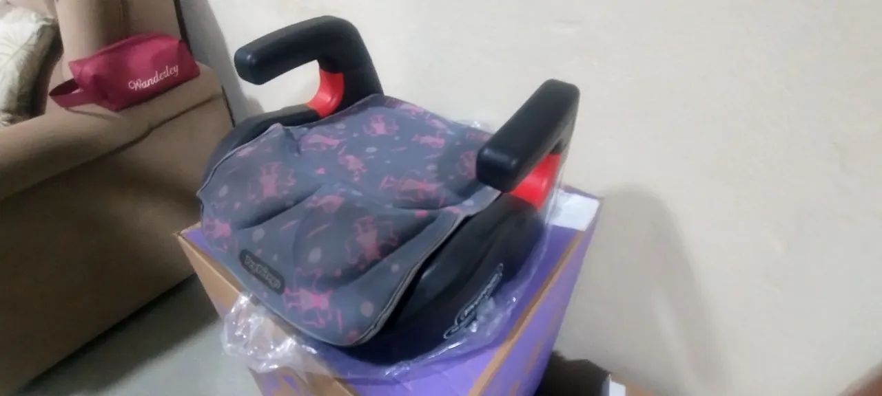Vendo Cadeira de bebê  para veículo. - Foto 5