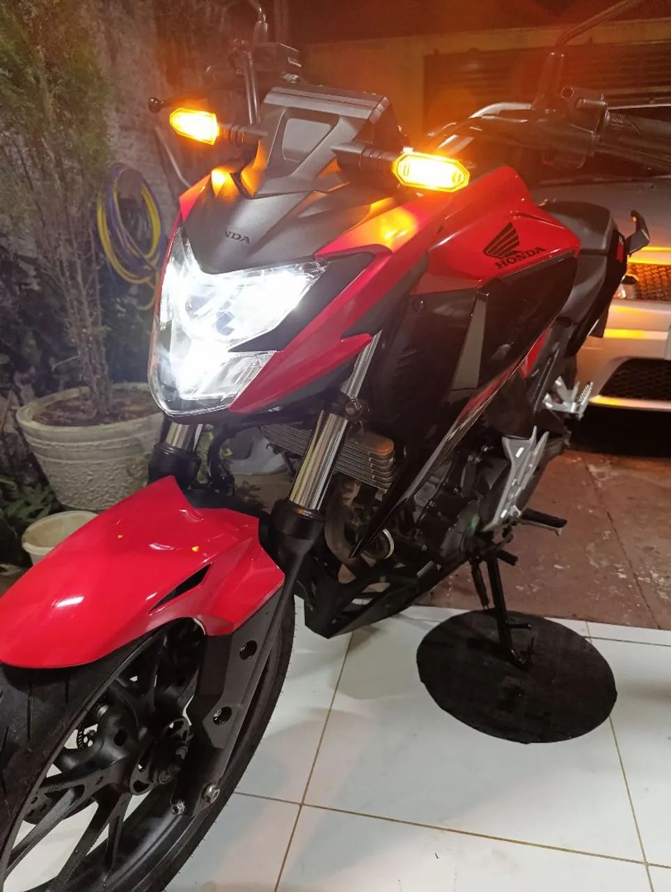 Cb Twister 300f