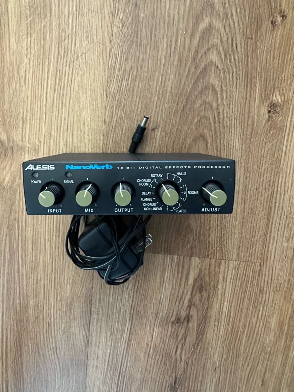Alesis Nanoverb processador de efeitos 