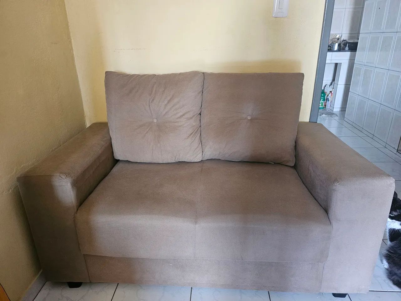 Sofá para dois lugares