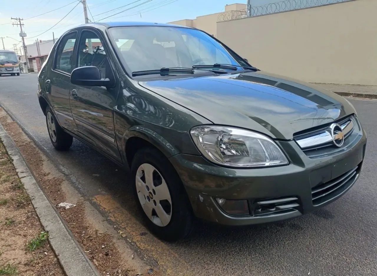 Chevrolet Prisma PRISMA Sed. Maxx/ LT 1.4 8V ECONOF. 4p 2011
